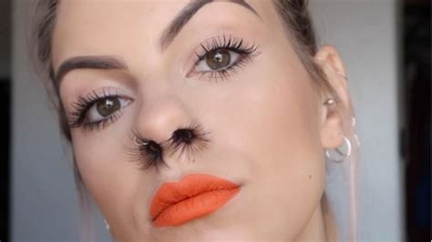 nose hair extensions|Nostril hair extensions is a hot beauty trend ... for。